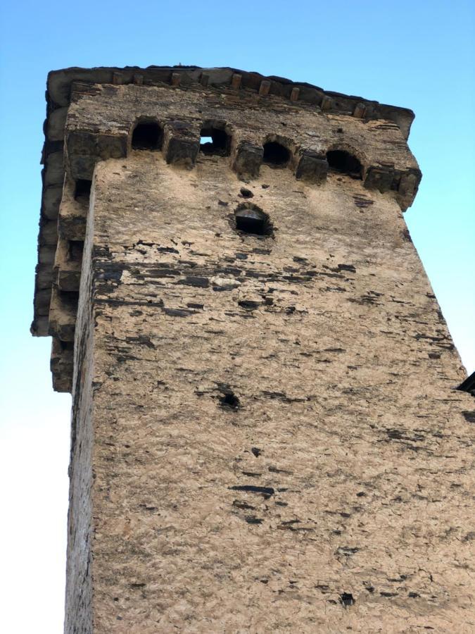 Old House Hotel Ushguli Exterior foto